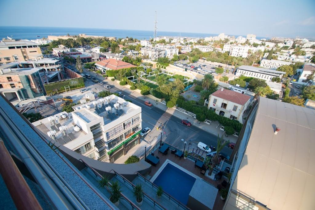 Aquamarine Luxury Residence Kyrenia  Eksteriør billede