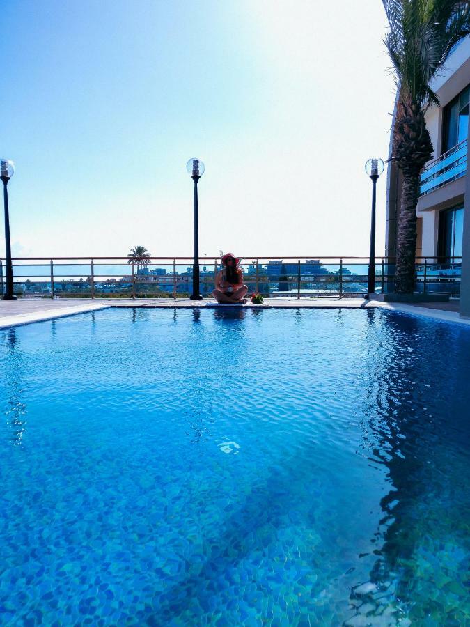 Aquamarine Luxury Residence Kyrenia  Eksteriør billede