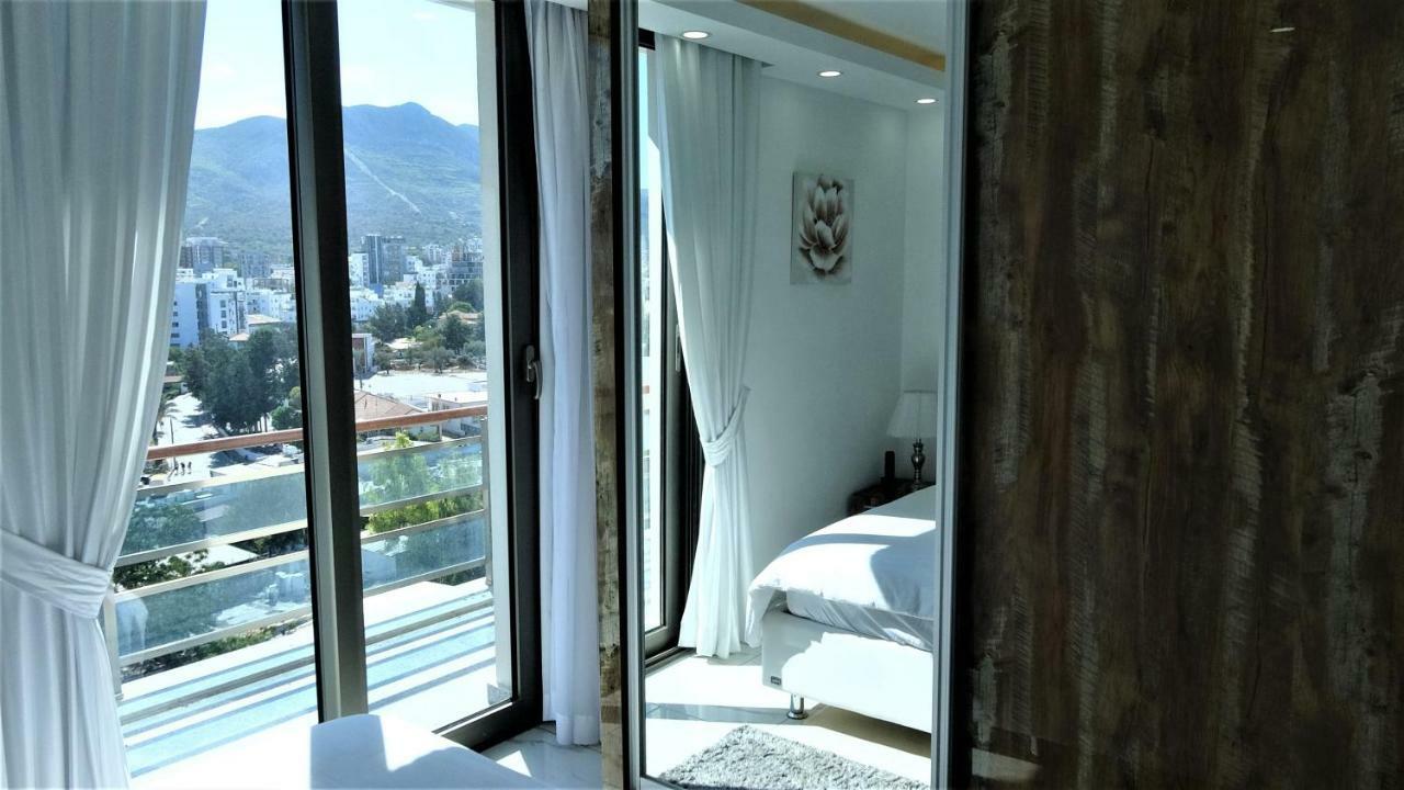 Aquamarine Luxury Residence Kyrenia  Eksteriør billede