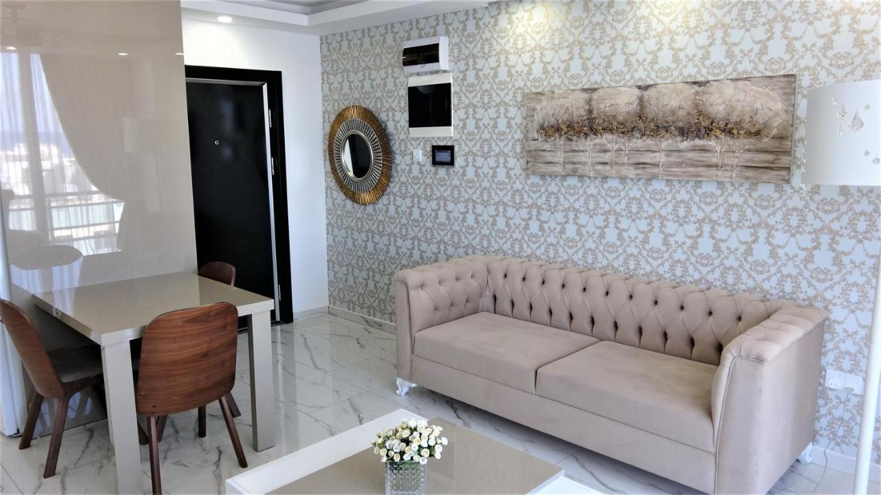 Aquamarine Luxury Residence Kyrenia  Eksteriør billede